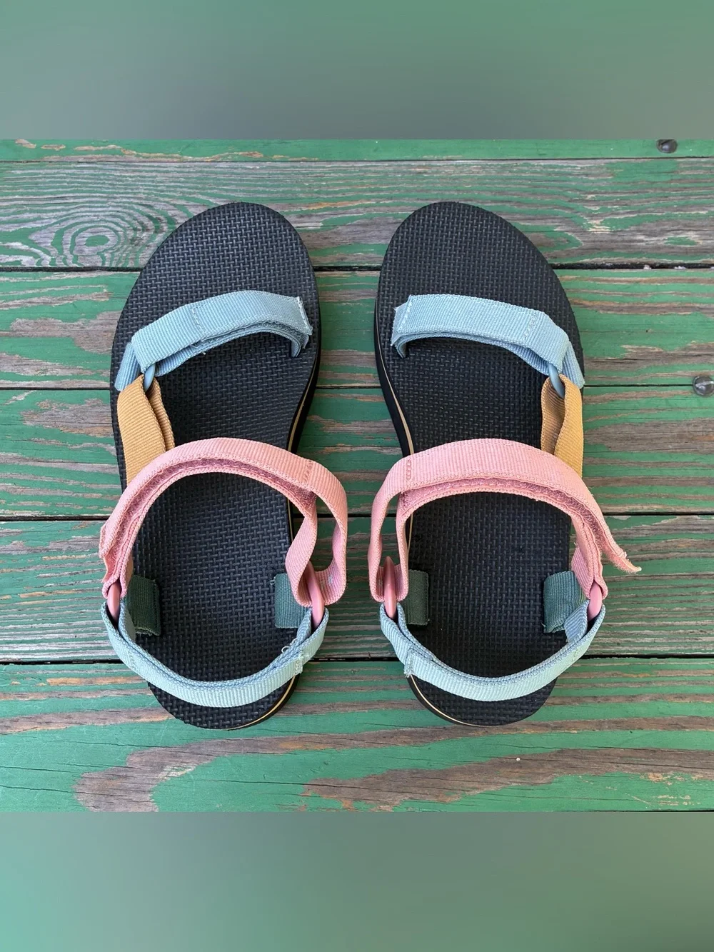 TEVA Womens Flatform Universal Light Multi Sandals Sz 7 Retro Shoes